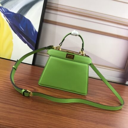 FENDI PeekaboolseeuPetite 0778 Green size: 20*15.5*11CM