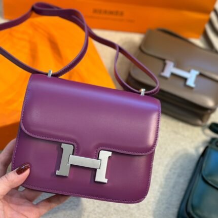 Hermès Constance cowhide leather size: 18*15cm