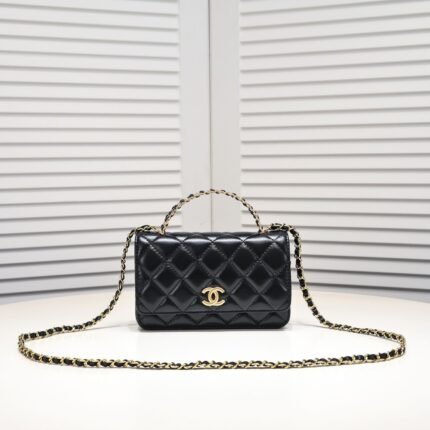 Chanel cowhide handle Rich crossbody shoulder bag 3107 size: 19.5*11.5*4cm