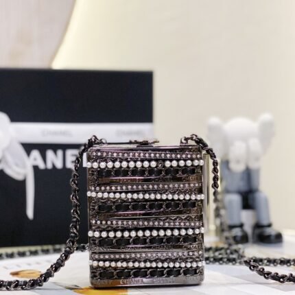 chanel22k dinner bag black Pearl string size: 11*9*4.5cm