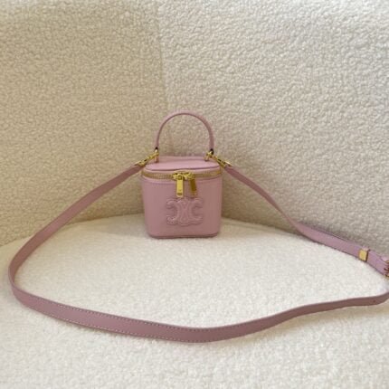 CELINE 23s Spring/Summer - Mini smooth leather makeup case Pink 8080 Size: 9.5* 8* 9cm