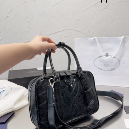Prada 2023 Shoulder bag 4 colors size：24* 16cm