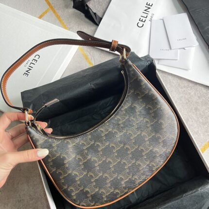 CELINE presbycia cowhide underarm bag size: 23*19*7cm