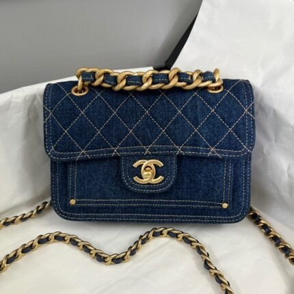 Chanel 23s denim postman cover bag 尺寸：14*19*6cm
