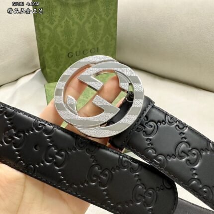 GUCCI belt is simple and elegant, with high-quality hardware. (复制)