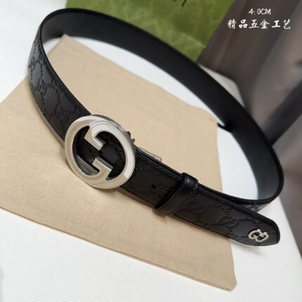 GUCCI belt is simple and elegant, with high-quality hardware. (复制)