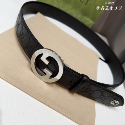 GUCCI belt is simple and elegant, with high-quality hardware. (复制)