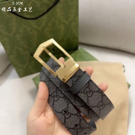 GUCCI belt is simple and elegant, with high-quality hardware. (复制)
