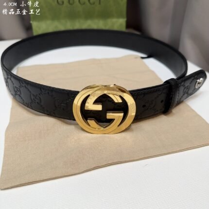 GUCCI belt is simple and elegant, with high-quality hardware. (复制)