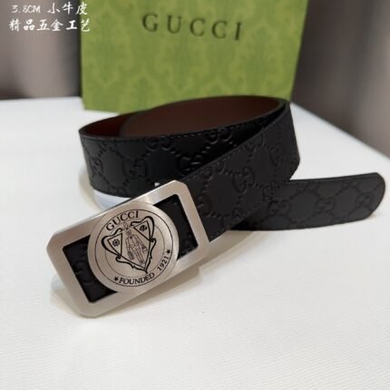 GUCCI belt is simple and elegant, with high-quality hardware. (复制)