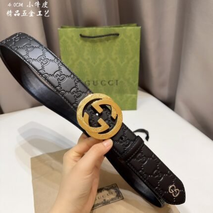 GUCCI belt is simple and elegant, with high-quality hardware. (复制)