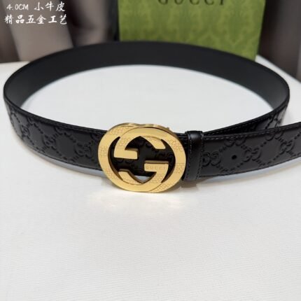 GUCCI belt is simple and elegant, with high-quality hardware. (复制)