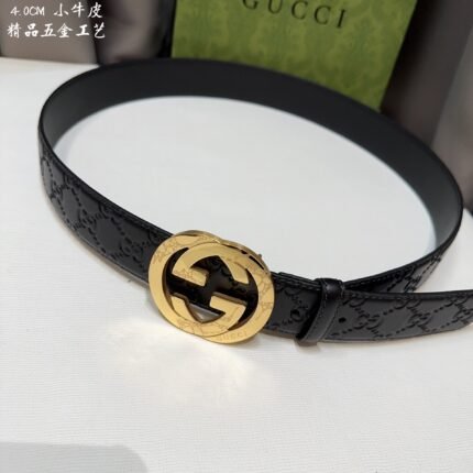 GUCCI belt is simple and elegant, with high-quality hardware. (复制)