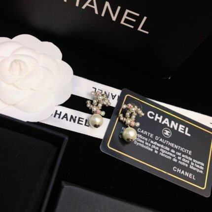 CHANEL earrings (复制)