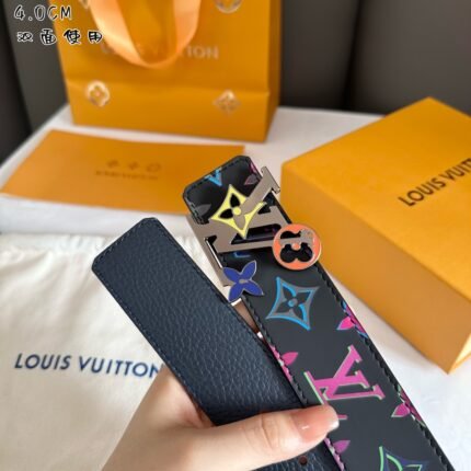 Louis Vuitton belt matching design uses high-quality electroplated hardware