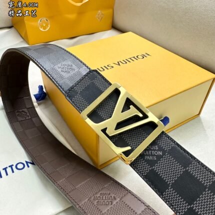 Louis Vuitton belt matching design uses high-quality electroplated hardware