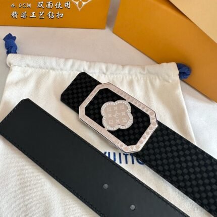 Louis Vuitton belt matching design uses high-quality electroplated hardware