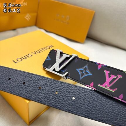 Louis Vuitton belt matching design uses high-quality electroplated hardware