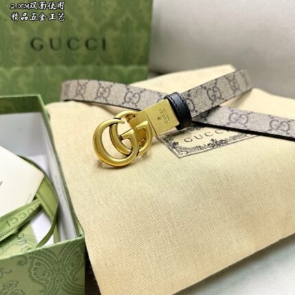 GUCCI belt is simple and elegant, with high-quality hardware. (复制)