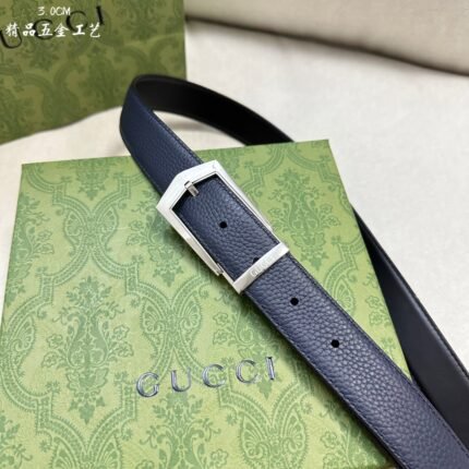 GUCCI belt is simple and elegant, with high-quality hardware. (复制)