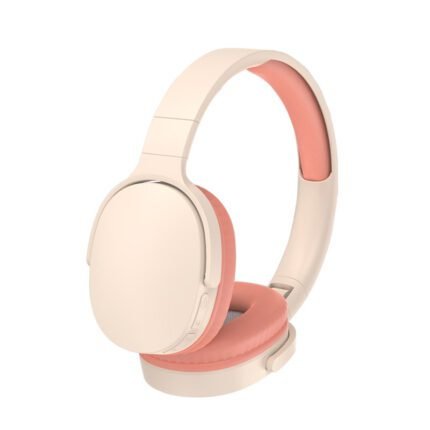 p2961 Bluetooth headset function AUX (3.5mm round hole), card, FM, barrier-free link within a transmission distance of 10 meters Pink