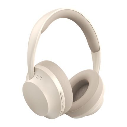 p7235 Bluetooth headset function AUX (3.5mm round hole), card, FM, barrier-free link within a transmission distance of 10 meters White