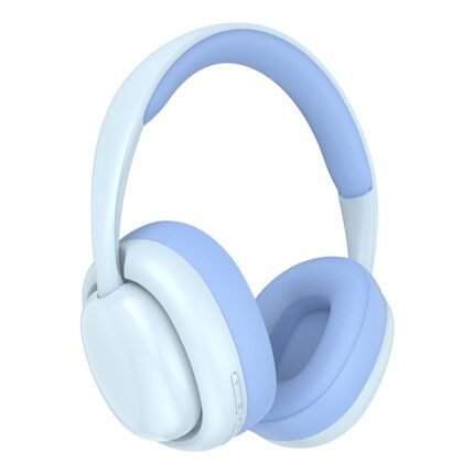 p7236 Bluetooth headset function AUX (3.5mm round hole), card, FM, barrier-free link within a transmission distance of 10 meters Blue