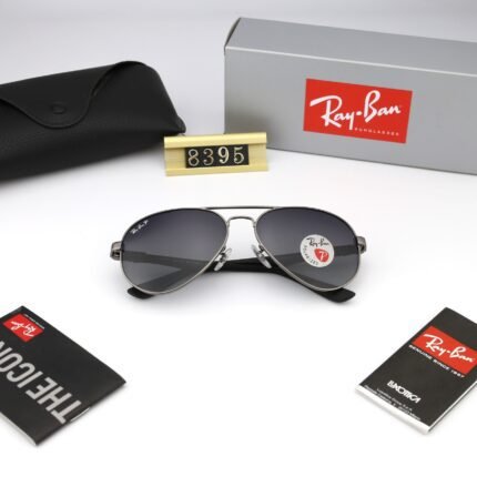 Ray Ban Aviator's new dark gray sunglasses