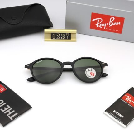 Ray Ban ROUND LITEFORCE Black and Green Sunglasses
