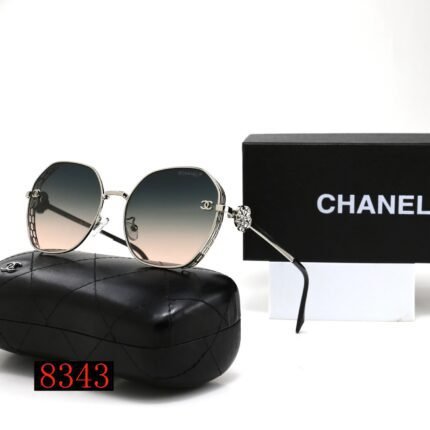 Chanel Gradient Black Pink Chain Silver Edge Flower Diamond Decorative Sunglasses