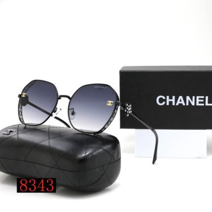 Chanel Gradient Deep Blue Chain with Black Edge Flower and Diamond Decorative Sunglasses