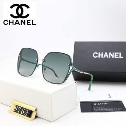 Chanel green and white triangular decorative sunglasses