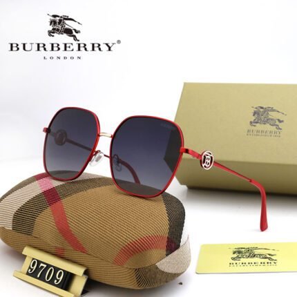 Burberry Red and Purple Square and Circle Frame Sunglasses Neutral