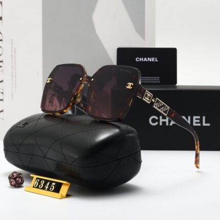 Chanel tortoiseshell and burgundy gradient square frame with gold print decoration sunglasses