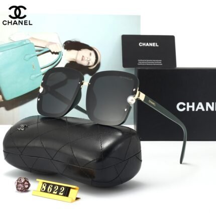 Chanel pearl decorated emerald sunglasses