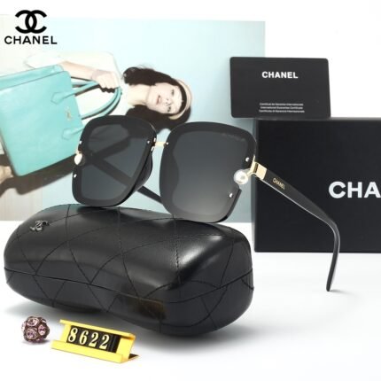 Chanel pearl decorated black sunglasses