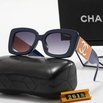 Chanel black and hazy blue purple gradient thick frame square circular large frame sunglasses