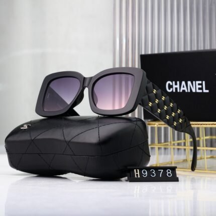 Chanel Square Gold Logo Small Label Decoration Black and Deep Purple Sunglasses
