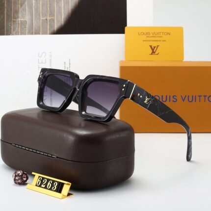 Louis Vuitton purple and black patterned thick framed square sunglasses