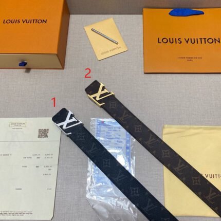 Louis Vuitton V-shaped buckle textured belt, simple and elegant, noble and luxurious