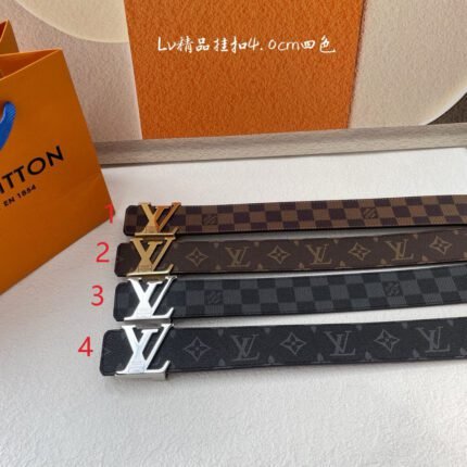 Louis Vuitton V-buckle textured belt, simple and elegant, low-key luxury