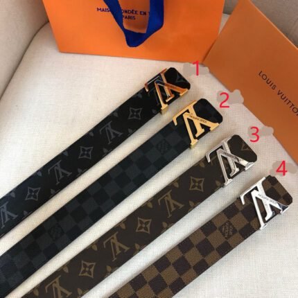 Louis Vuitton V-buckle textured belt, simple and elegant, low-key luxury