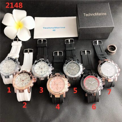 TENOMARINE watch circular dial silicone strap