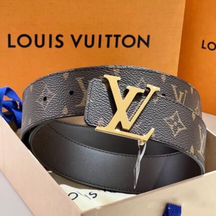 Louis Vuitton golden brown textured belt, simple and elegant, low-key luxury