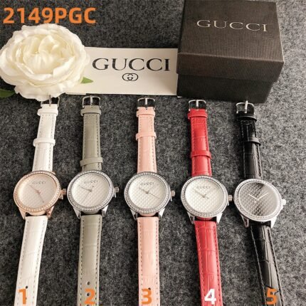 Gucci watch with round diamond border dial and leather strap