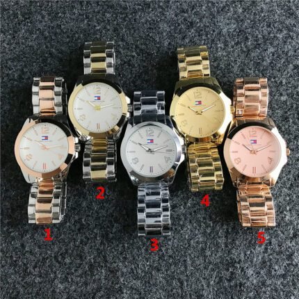 TOMMY watch circular minimalist dial with metal steel strip