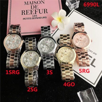 TOMMY watch circular minimalist dial with metal steel strip