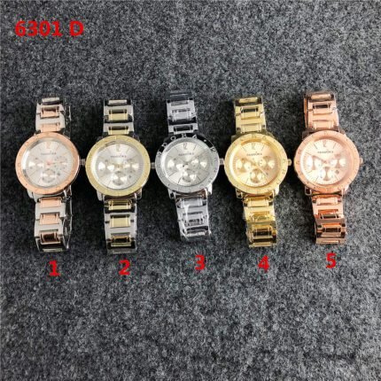 PANDORA watch circular minimalist dial metal strap