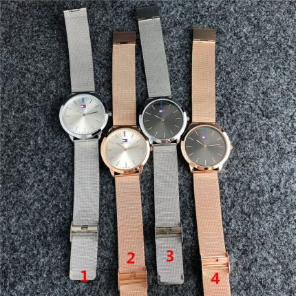 TOMMY watch circular minimalist dial with metal steel strip