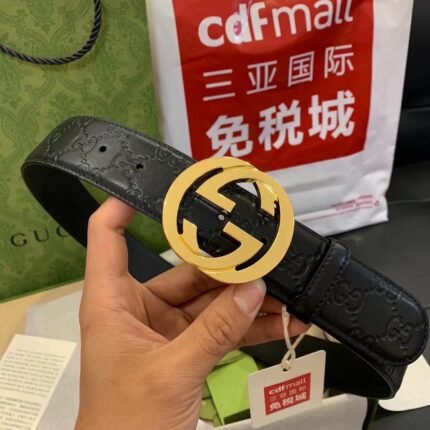 Gucci gold double G buckle black belt, simple and elegant, low-key and luxurious